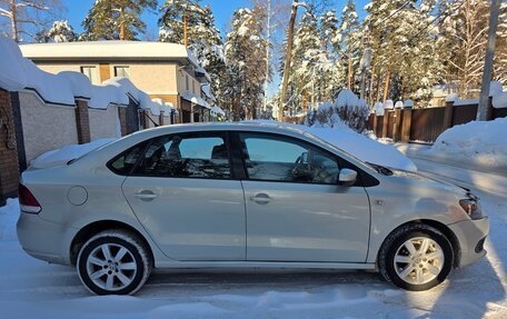 Volkswagen Polo VI (EU Market), 2011 год, 619 000 рублей, 4 фотография