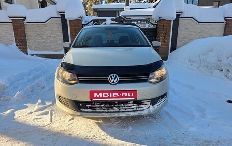 Volkswagen Polo VI (EU Market), 2011 год, 619 000 рублей, 2 фотография