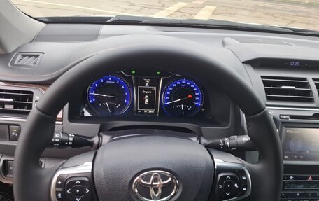 Toyota Camry, 2016 год, 2 400 000 рублей, 13 фотография