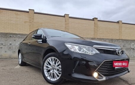 Toyota Camry, 2016 год, 2 400 000 рублей, 2 фотография