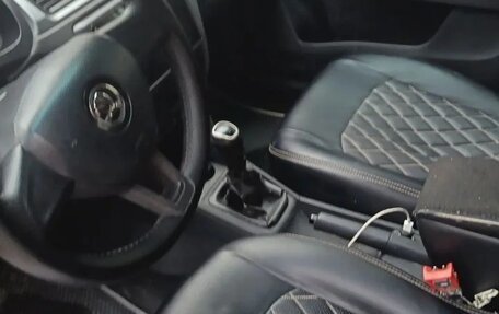 Skoda Rapid I, 2019 год, 800 000 рублей, 5 фотография