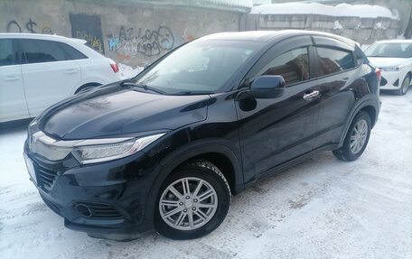 Honda Vezel, 2019 год, 1 750 000 рублей, 16 фотография