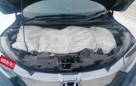 Honda Vezel, 2019 год, 1 750 000 рублей, 18 фотография