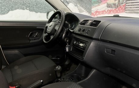 Skoda Fabia II, 2013 год, 648 000 рублей, 6 фотография