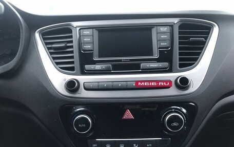 Hyundai Solaris II рестайлинг, 2017 год, 1 300 000 рублей, 14 фотография