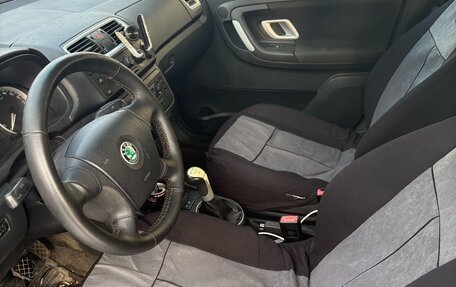 Skoda Fabia II, 2009 год, 390 000 рублей, 6 фотография