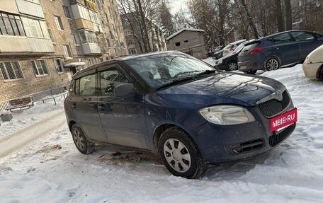 Skoda Fabia II, 2009 год, 390 000 рублей, 2 фотография