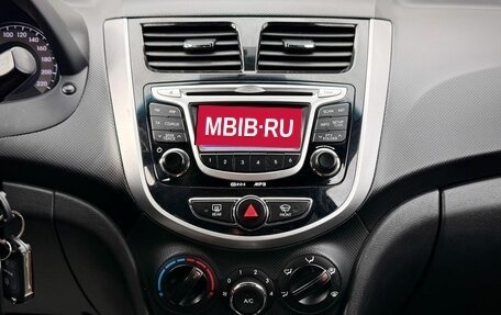 Hyundai Solaris II рестайлинг, 2011 год, 795 000 рублей, 14 фотография