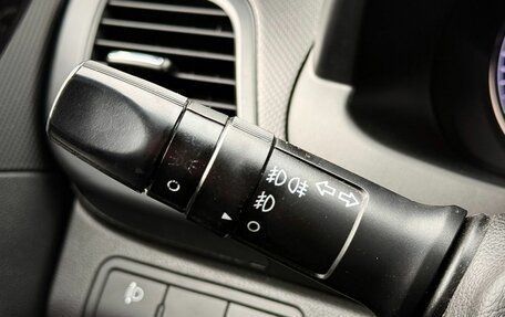 Hyundai Solaris II рестайлинг, 2011 год, 795 000 рублей, 18 фотография