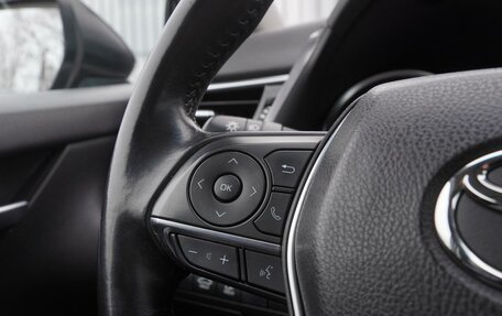 Toyota Camry, 2019 год, 2 590 000 рублей, 17 фотография