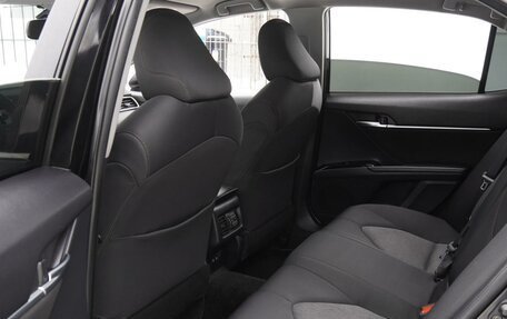 Toyota Camry, 2019 год, 2 590 000 рублей, 11 фотография