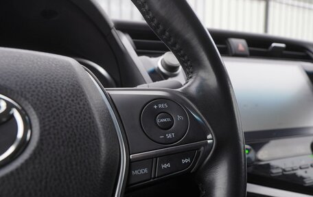 Toyota Camry, 2019 год, 2 590 000 рублей, 18 фотография