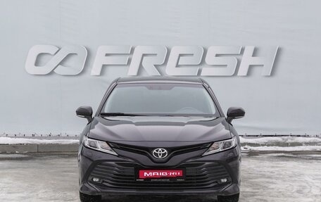 Toyota Camry, 2019 год, 2 590 000 рублей, 3 фотография