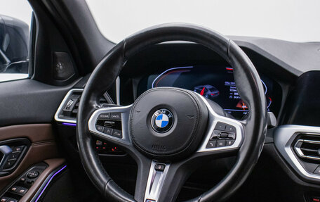 BMW 3 серия, 2019 год, 3 840 000 рублей, 15 фотография