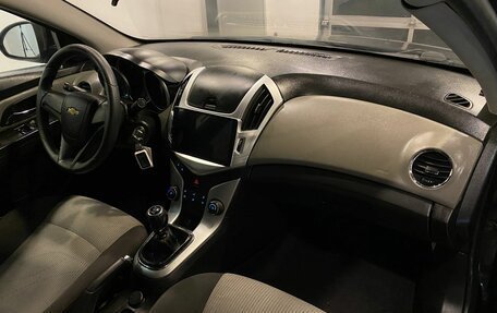 Chevrolet Cruze II, 2014 год, 740 000 рублей, 11 фотография