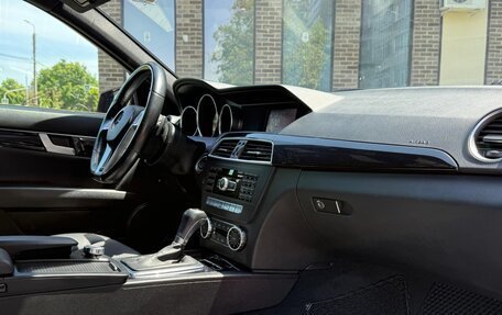 Mercedes-Benz C-Класс, 2012 год, 1 300 000 рублей, 6 фотография