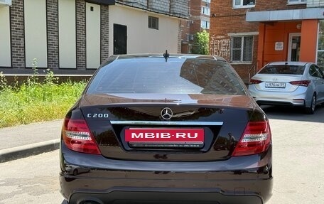 Mercedes-Benz C-Класс, 2012 год, 1 300 000 рублей, 4 фотография