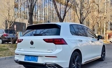 Volkswagen Golf VIII, 2022 год, 2 082 000 рублей, 3 фотография