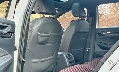 Volkswagen Golf VIII, 2022 год, 2 082 000 рублей, 6 фотография