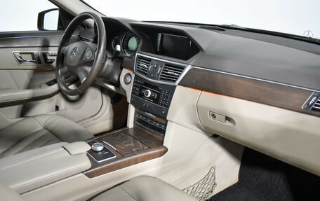 Mercedes-Benz E-Класс, 2010 год, 1 349 000 рублей, 15 фотография