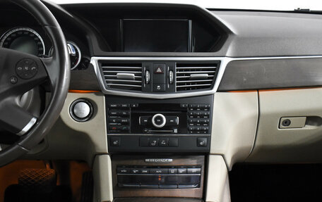 Mercedes-Benz E-Класс, 2010 год, 1 349 000 рублей, 17 фотография