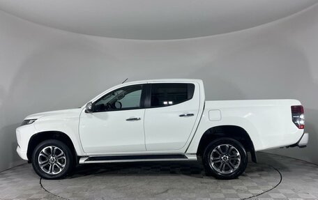 Mitsubishi L200 IV рестайлинг, 2020 год, 3 049 000 рублей, 8 фотография