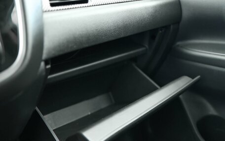 Mitsubishi Outlander III рестайлинг 3, 2015 год, 1 799 000 рублей, 10 фотография