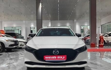 Mazda 3, 2022 год, 1 902 000 рублей, 2 фотография