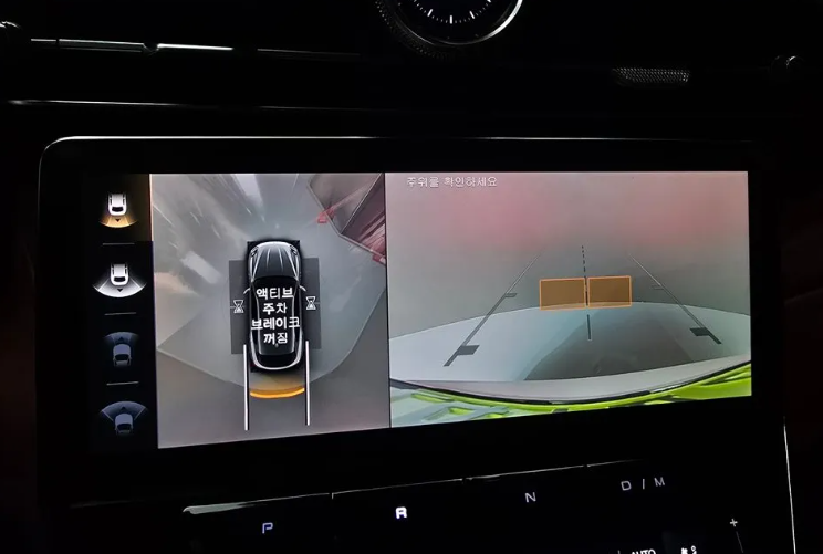 Maserati MC20, 2023 год, 9 500 000 рублей, 12 фотография