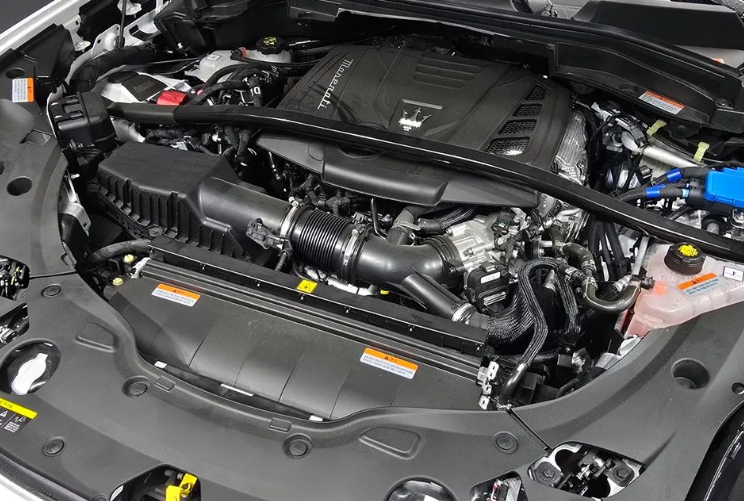 Maserati MC20, 2023 год, 9 500 000 рублей, 4 фотография