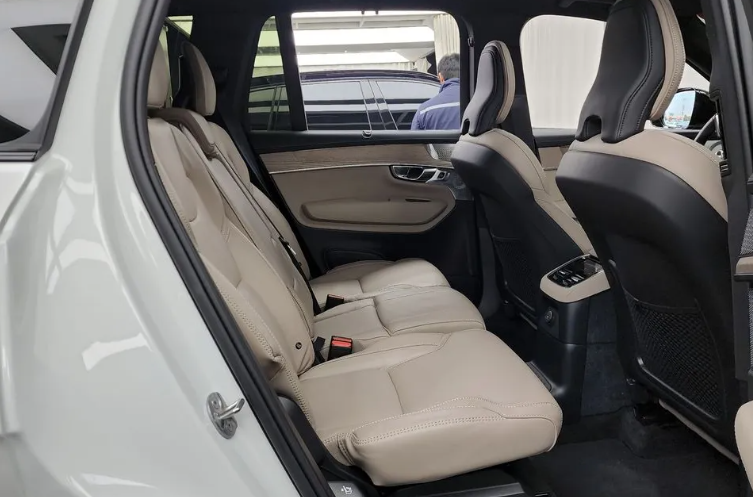 Volvo XC90 II рестайлинг, 2025 год, 13 450 000 рублей, 10 фотография