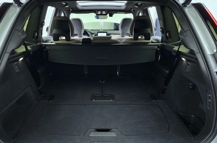 Volvo XC90 II рестайлинг, 2025 год, 13 450 000 рублей, 18 фотография