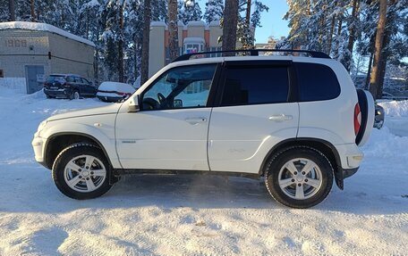 Chevrolet Niva I рестайлинг, 2015 год, 593 000 рублей, 1 фотография
