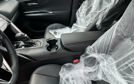 Toyota Venza, 2022 год, 5 200 000 рублей, 21 фотография