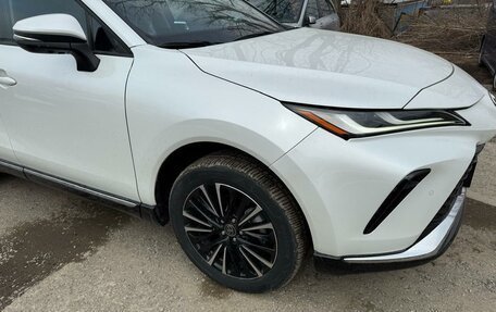 Toyota Venza, 2022 год, 5 200 000 рублей, 33 фотография