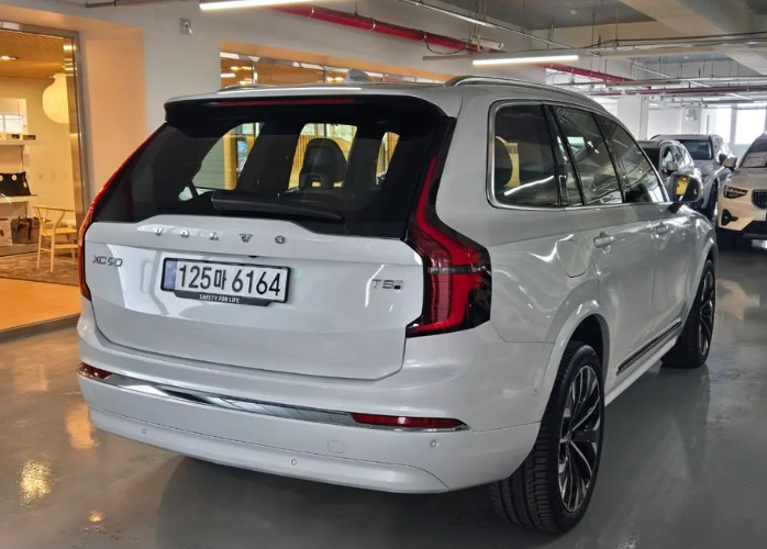 Volvo XC90 II рестайлинг, 2025 год, 13 200 000 рублей, 2 фотография