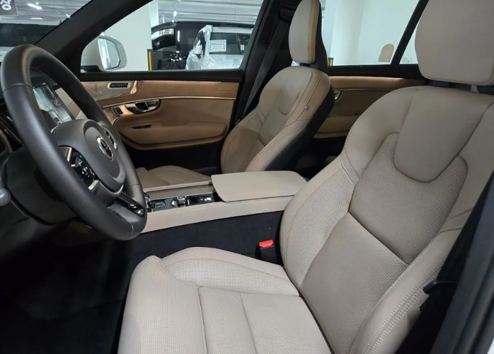 Volvo XC90 II рестайлинг, 2025 год, 13 200 000 рублей, 10 фотография