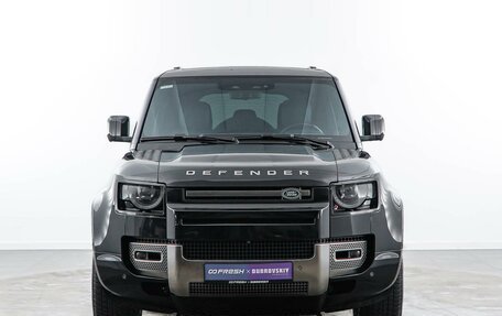 Land Rover Defender II, 2021 год, 6 825 444 рублей, 3 фотография