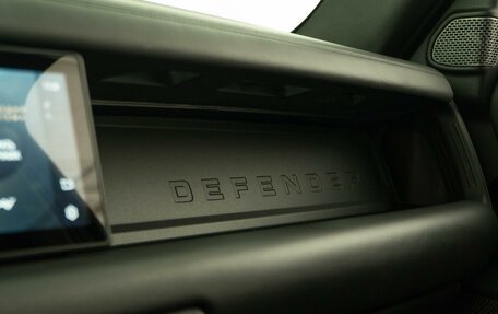 Land Rover Defender II, 2021 год, 6 825 444 рублей, 21 фотография