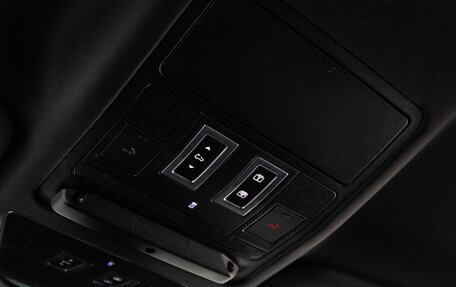 Land Rover Defender II, 2021 год, 6 825 444 рублей, 16 фотография