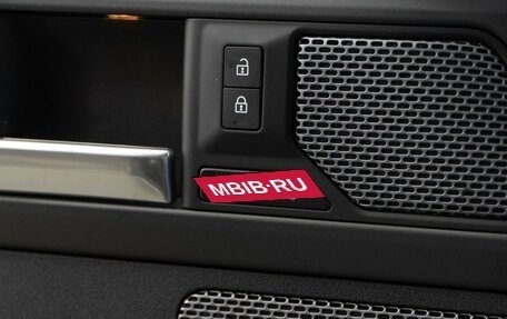 Land Rover Defender II, 2021 год, 6 825 444 рублей, 22 фотография