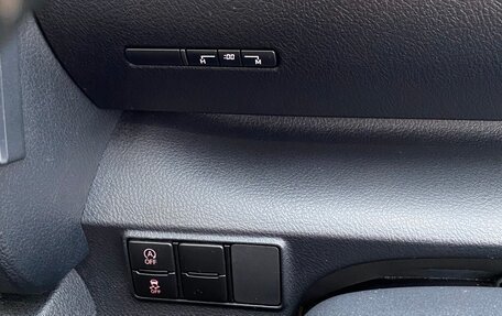 Toyota Sienta II, 2019 год, 1 600 000 рублей, 15 фотография