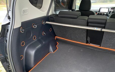 Toyota Sienta II, 2019 год, 1 600 000 рублей, 17 фотография