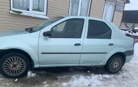 Renault Logan I, 2005 год, 300 000 рублей, 2 фотография