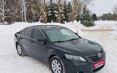 Toyota Camry, 2006 год, 985 000 рублей, 2 фотография