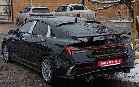 Hyundai Elantra, 2023 год, 2 420 000 рублей, 5 фотография