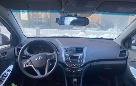 Hyundai Solaris II рестайлинг, 2016 год, 1 150 000 рублей, 3 фотография