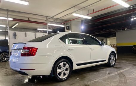 Skoda Octavia, 2018 год, 1 025 000 рублей, 2 фотография