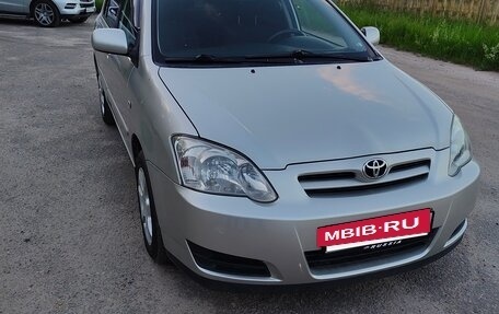 Toyota Corolla, 2005 год, 650 000 рублей, 3 фотография