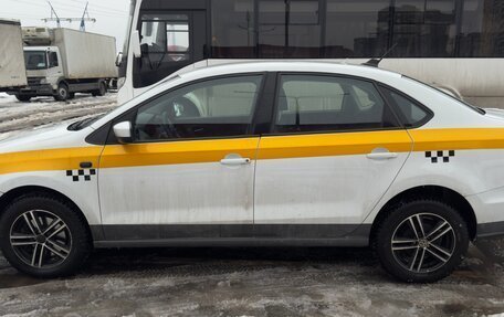 Volkswagen Polo VI (EU Market), 2019 год, 950 000 рублей, 3 фотография